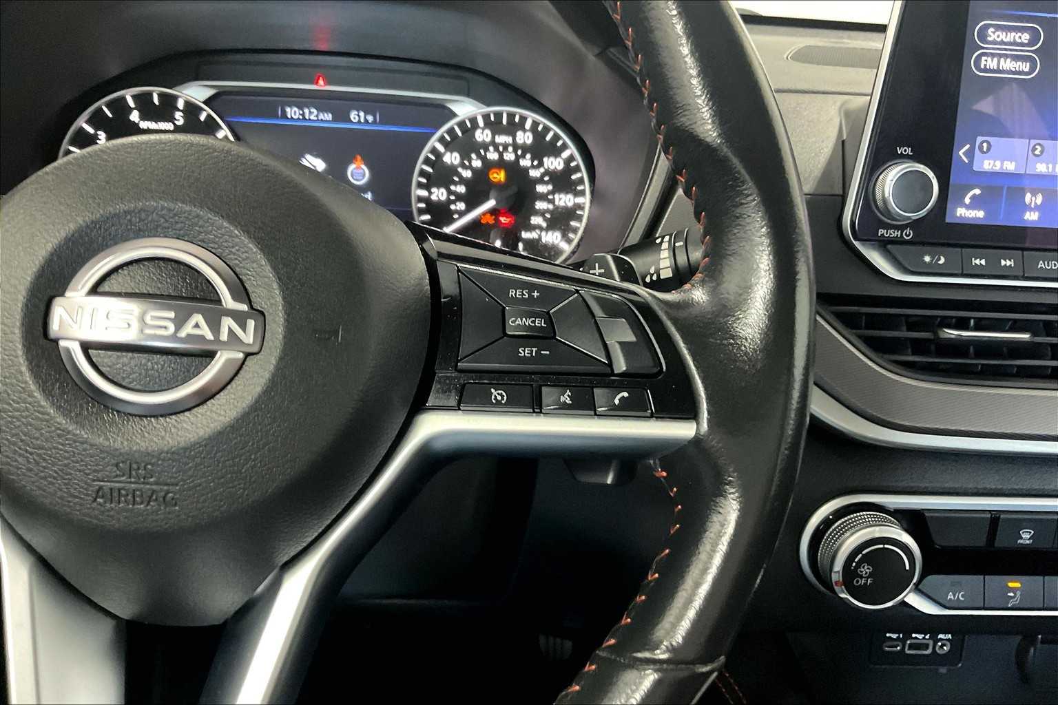 2023 Nissan Altima 2.5 SR - Photo 23