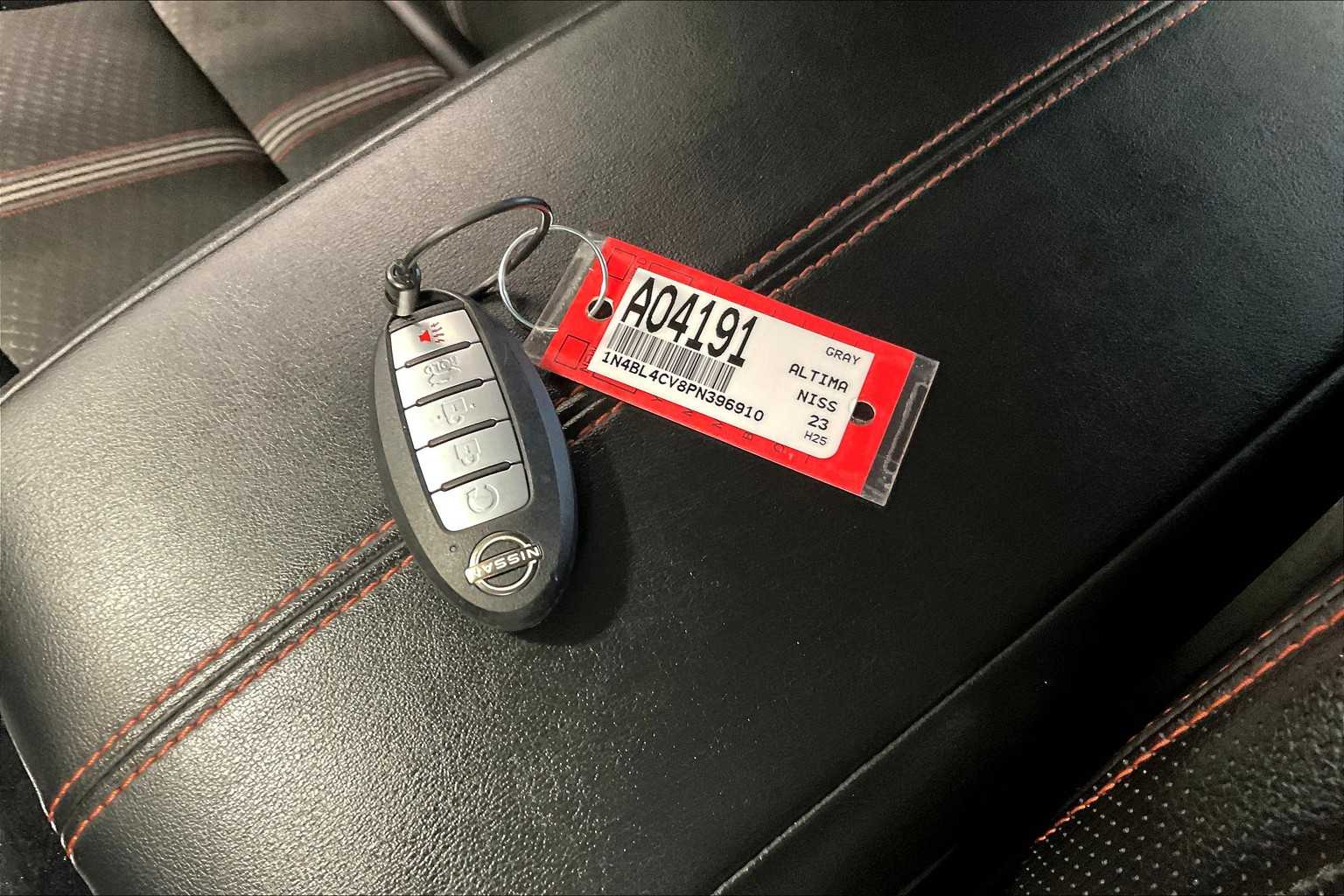 2023 Nissan Altima 2.5 SR - Photo 30