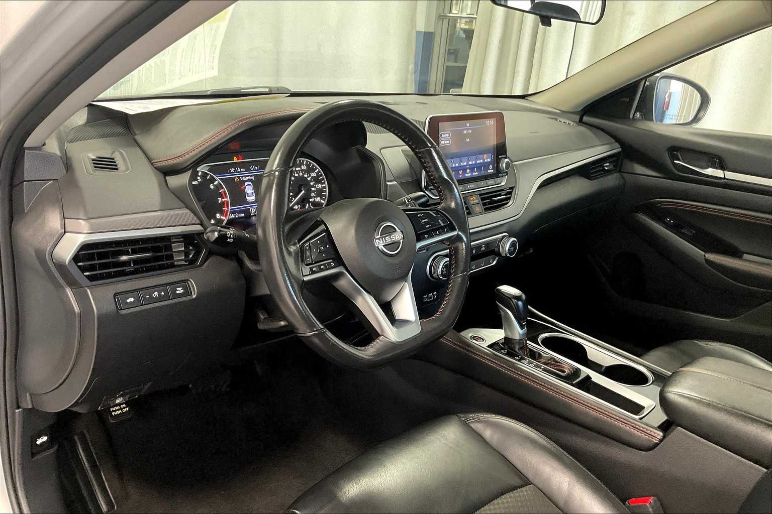 2023 Nissan Altima 2.5 SR - Photo 8
