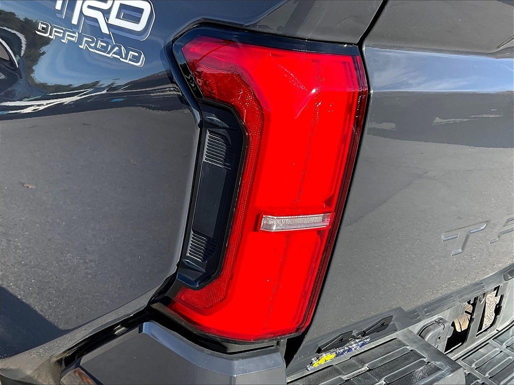 2024 Toyota Tacoma TRD Off-Road - Photo 31