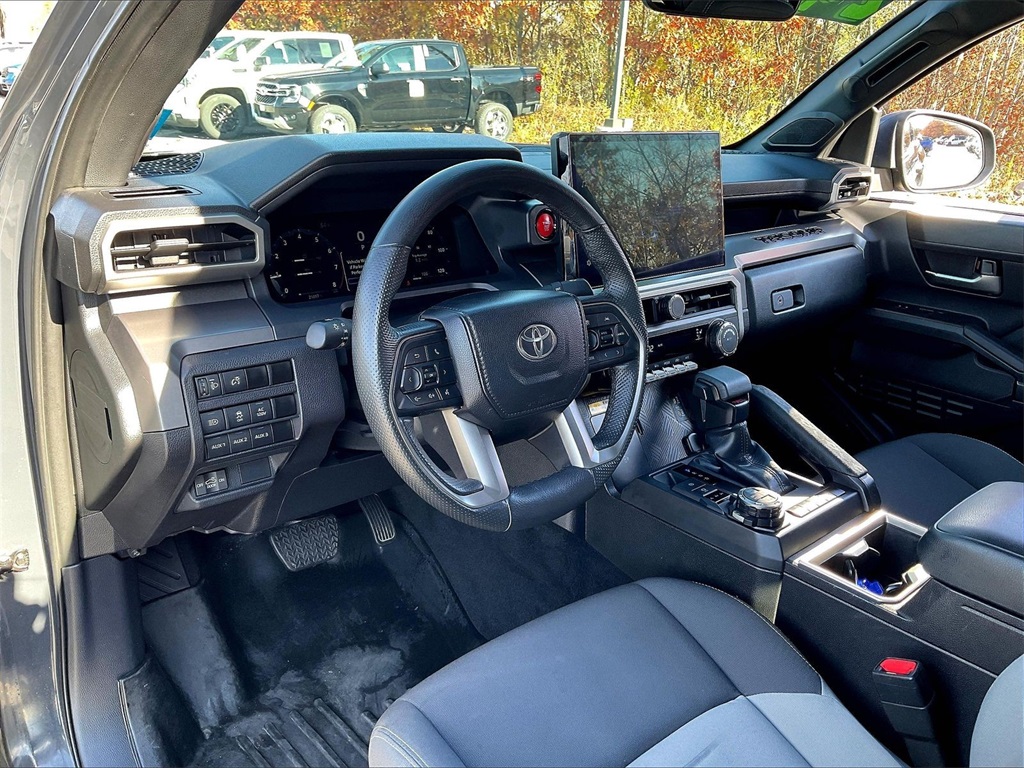 2024 Toyota Tacoma TRD Off-Road - Photo 8