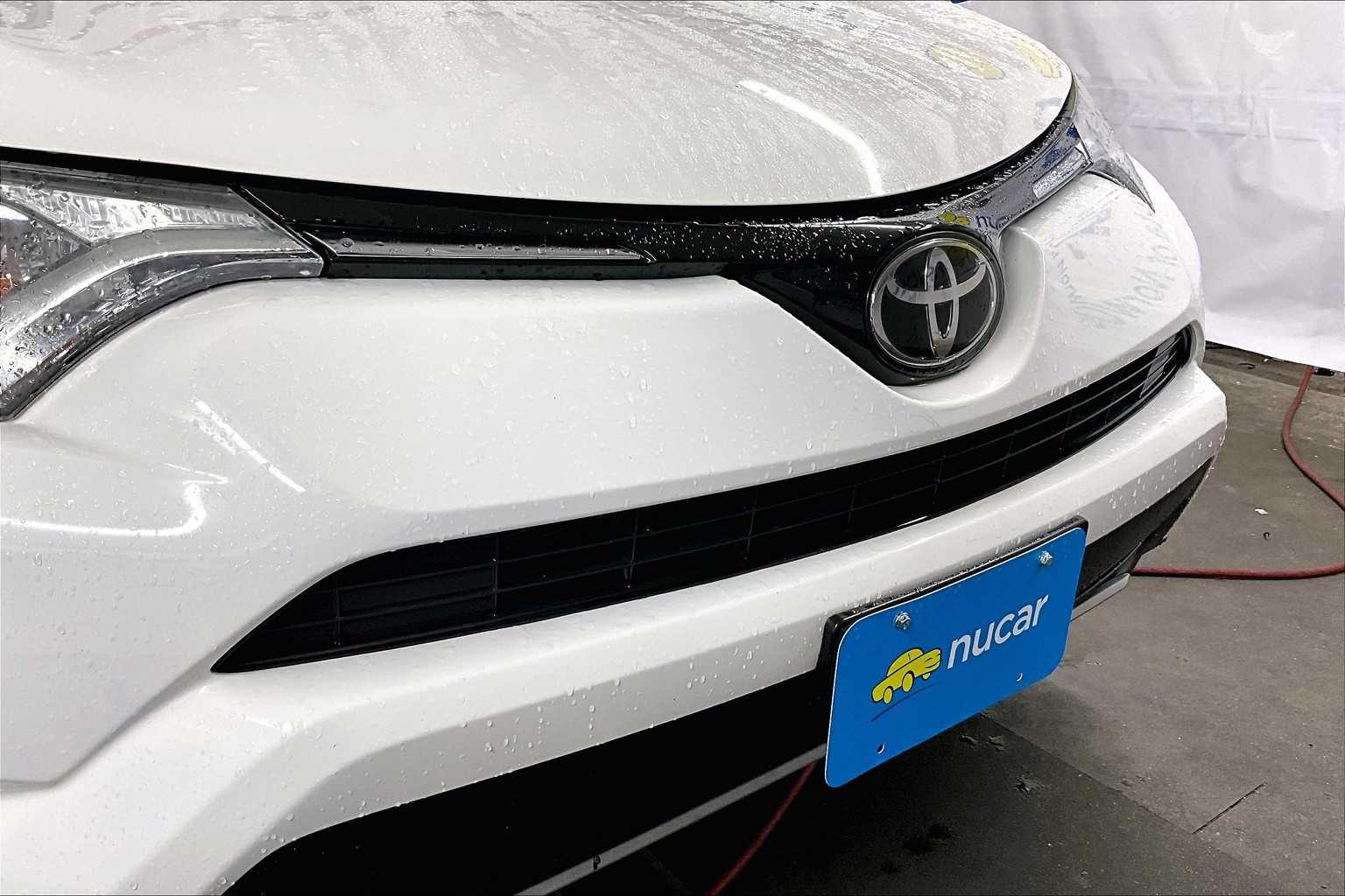 2017 Toyota RAV4 XLE - Photo 31