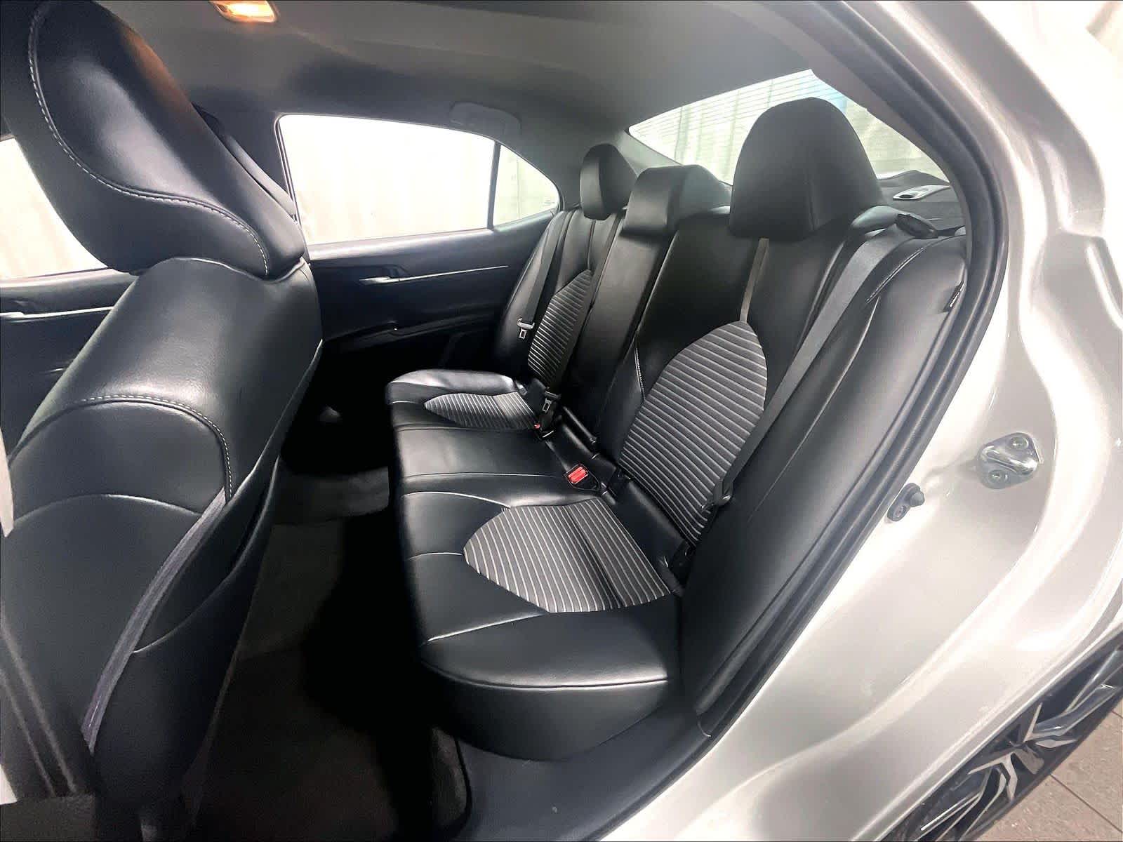 2023 Toyota Camry SE - Photo 15