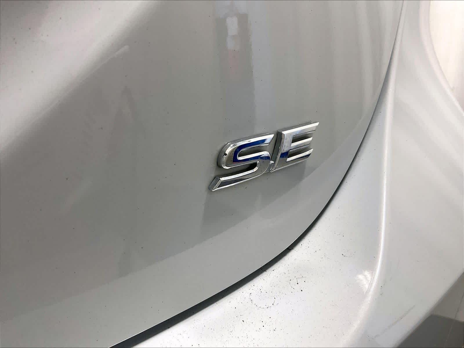 2023 Toyota Camry SE - Photo 28