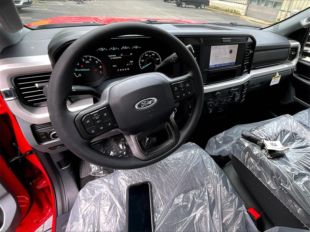 2025 Ford F-350SD XLT - Photo 6