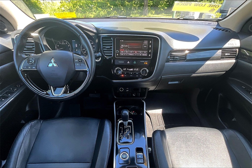 2018 Mitsubishi Outlander SE - Photo 22