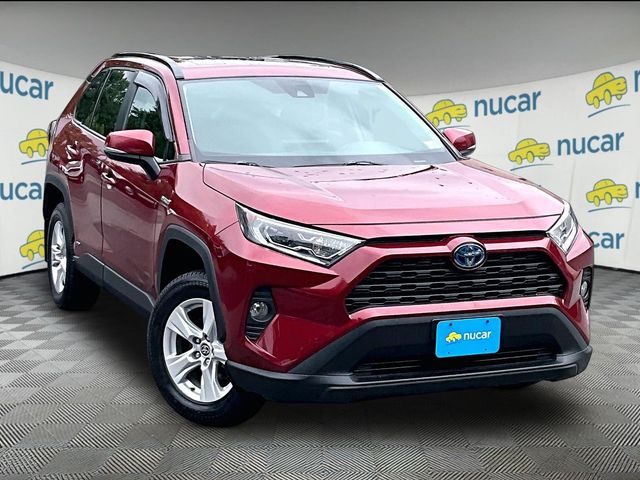 2021 Toyota RAV4 Hybrid XLE