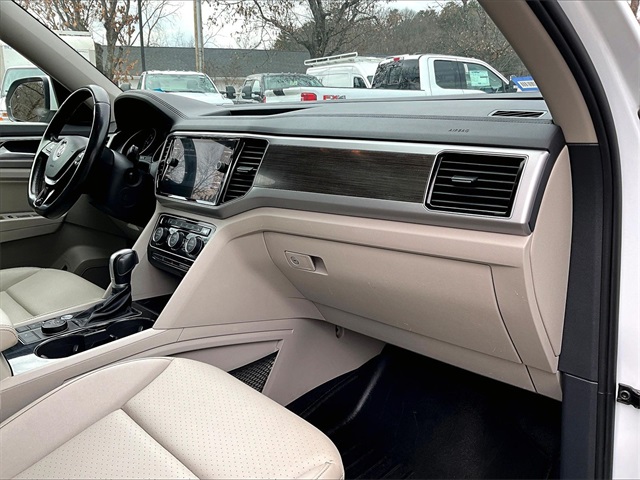 2018 Volkswagen Atlas SEL - Photo 17