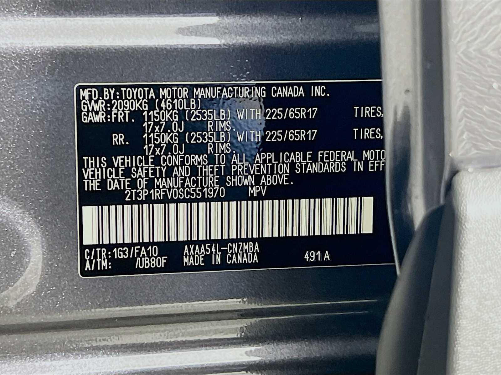 2025 Toyota RAV4 XLE - Photo 20
