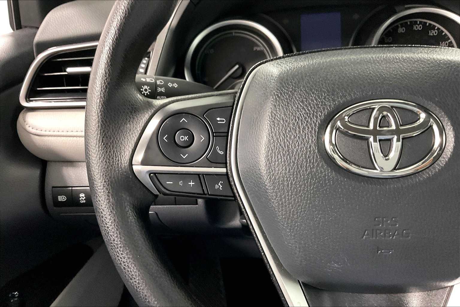 2024 Toyota Camry Hybrid LE - Photo 22