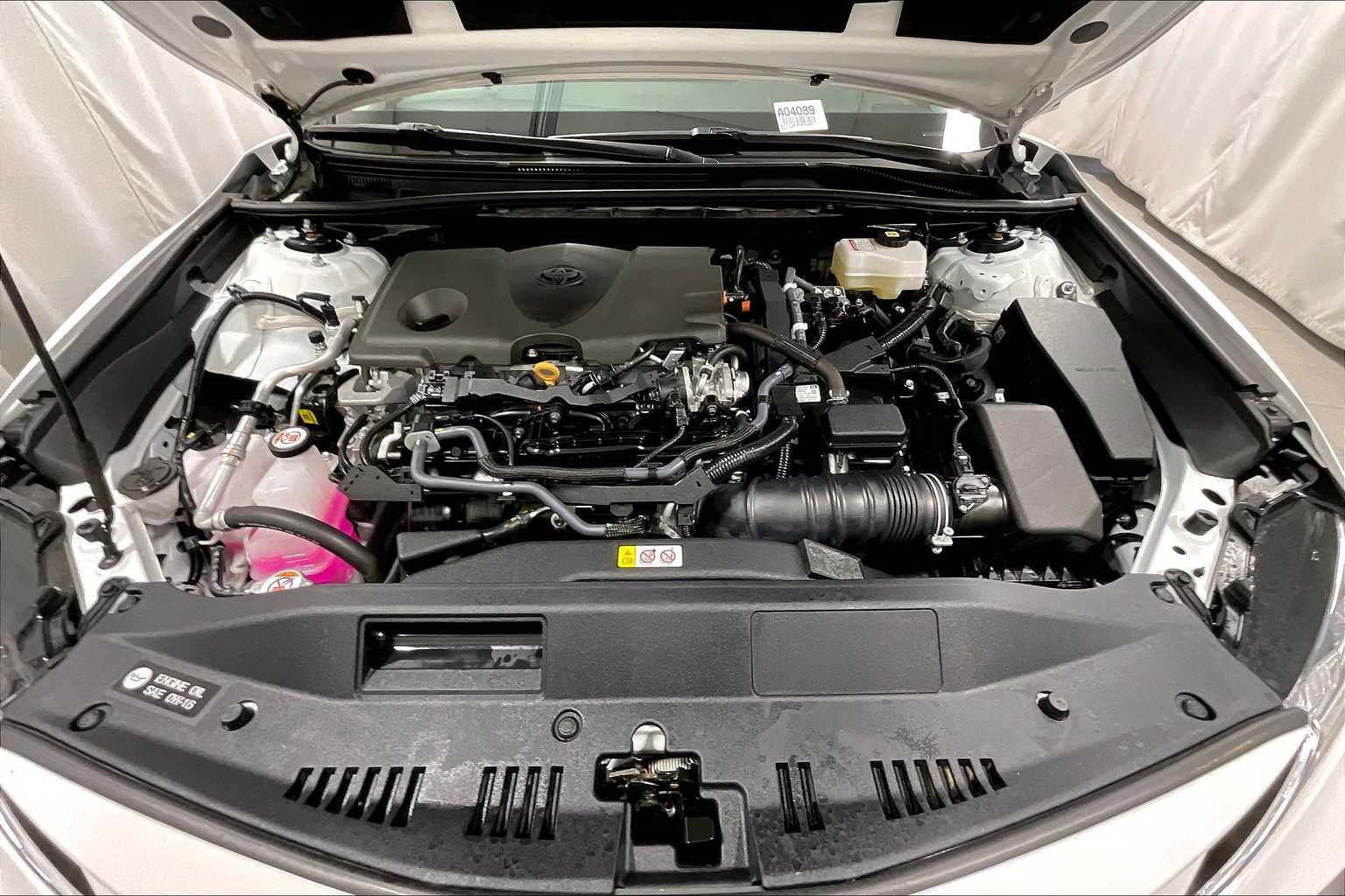 2024 Toyota Camry Hybrid LE - Photo 29