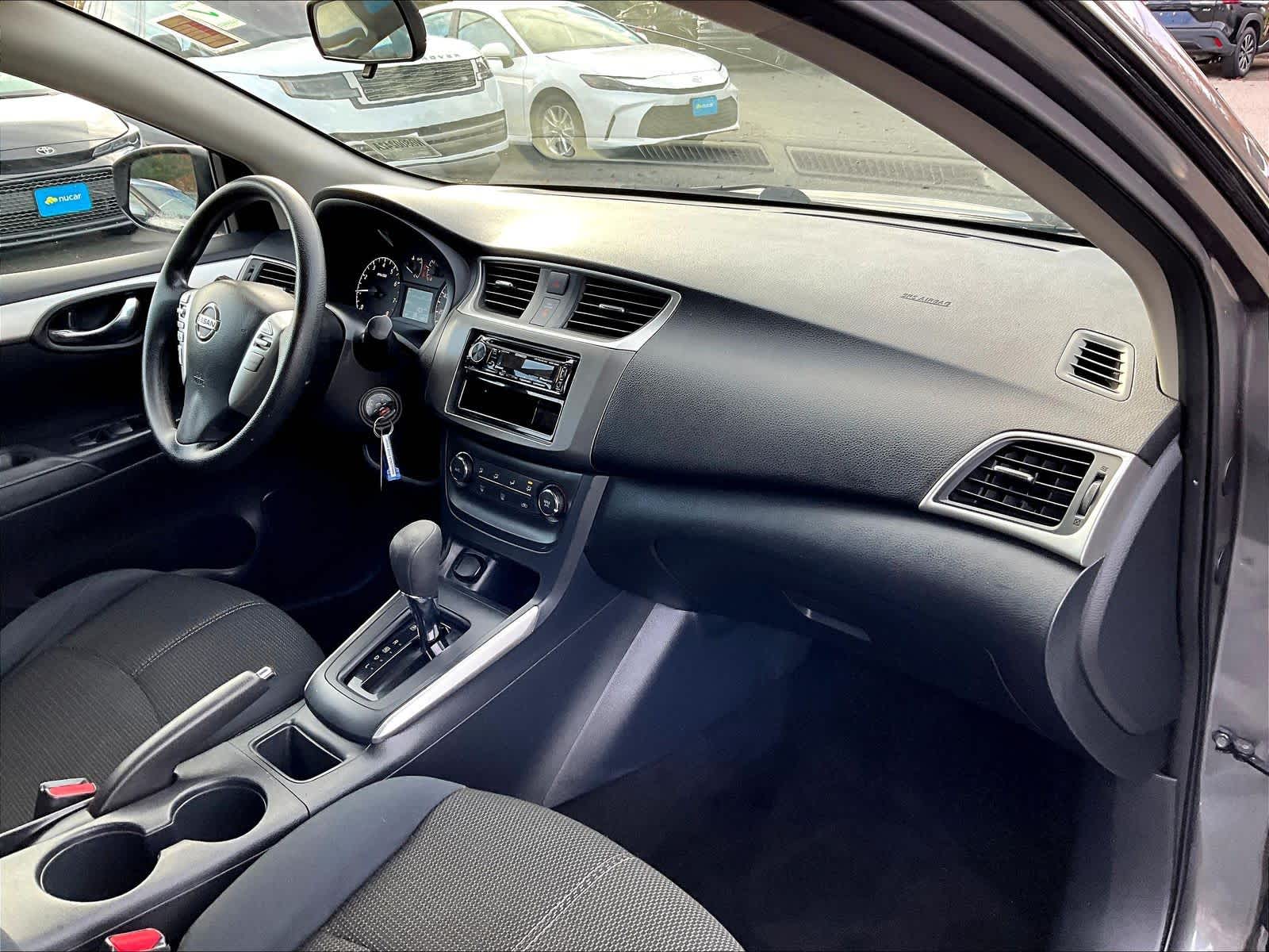 2016 Nissan Sentra S - Photo 14