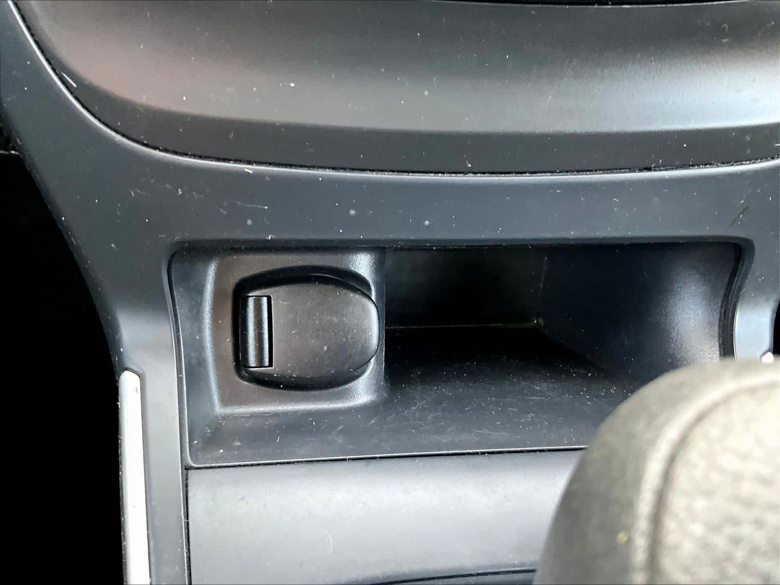 2016 Nissan Sentra S - Photo 25