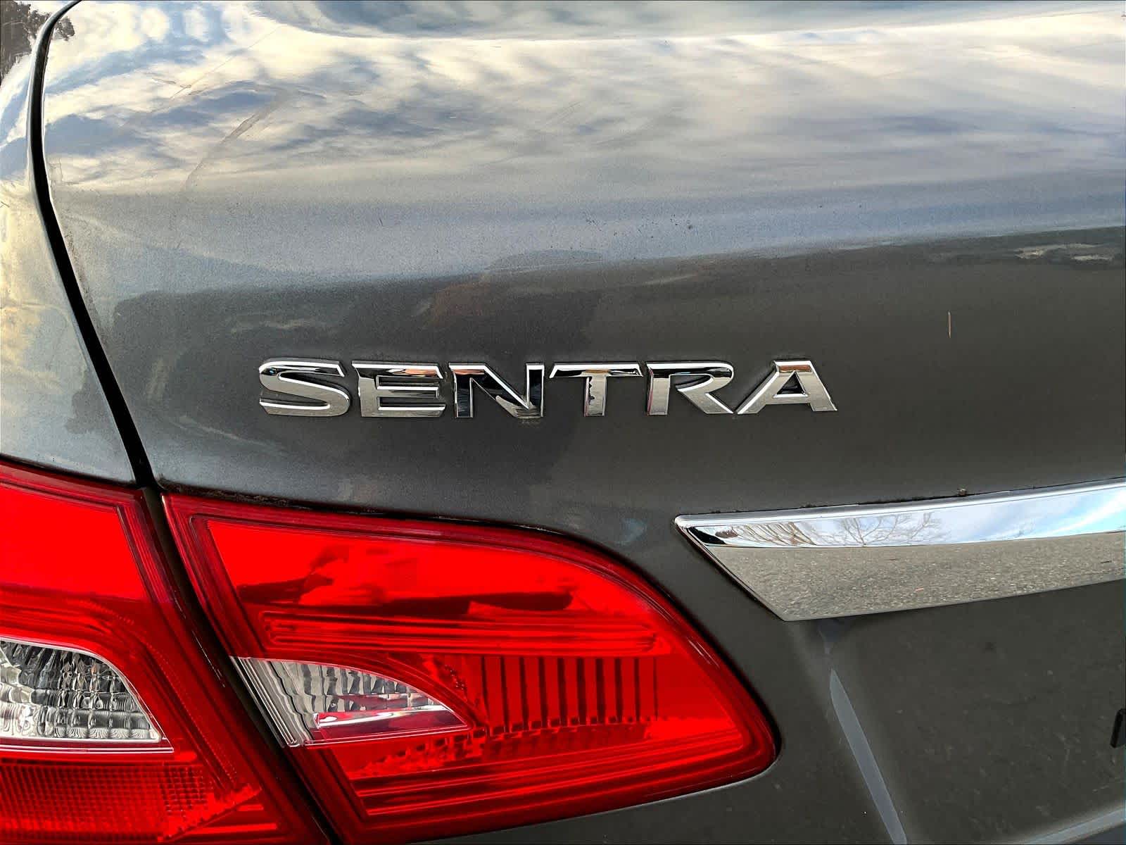 2016 Nissan Sentra S - Photo 27
