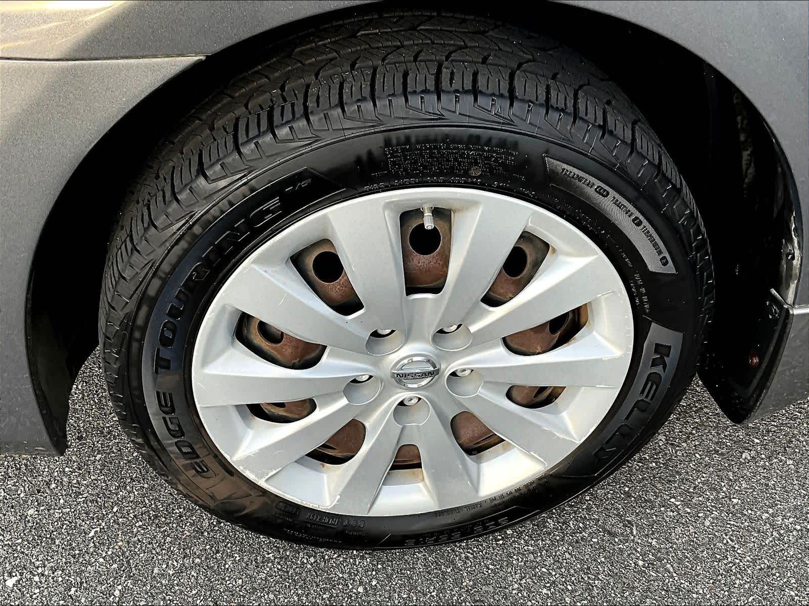 2016 Nissan Sentra S - Photo 7