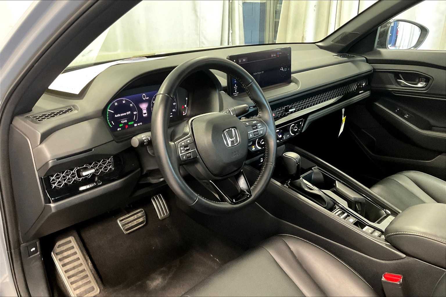 2024 Honda Accord Hybrid Sport-L - Photo 8