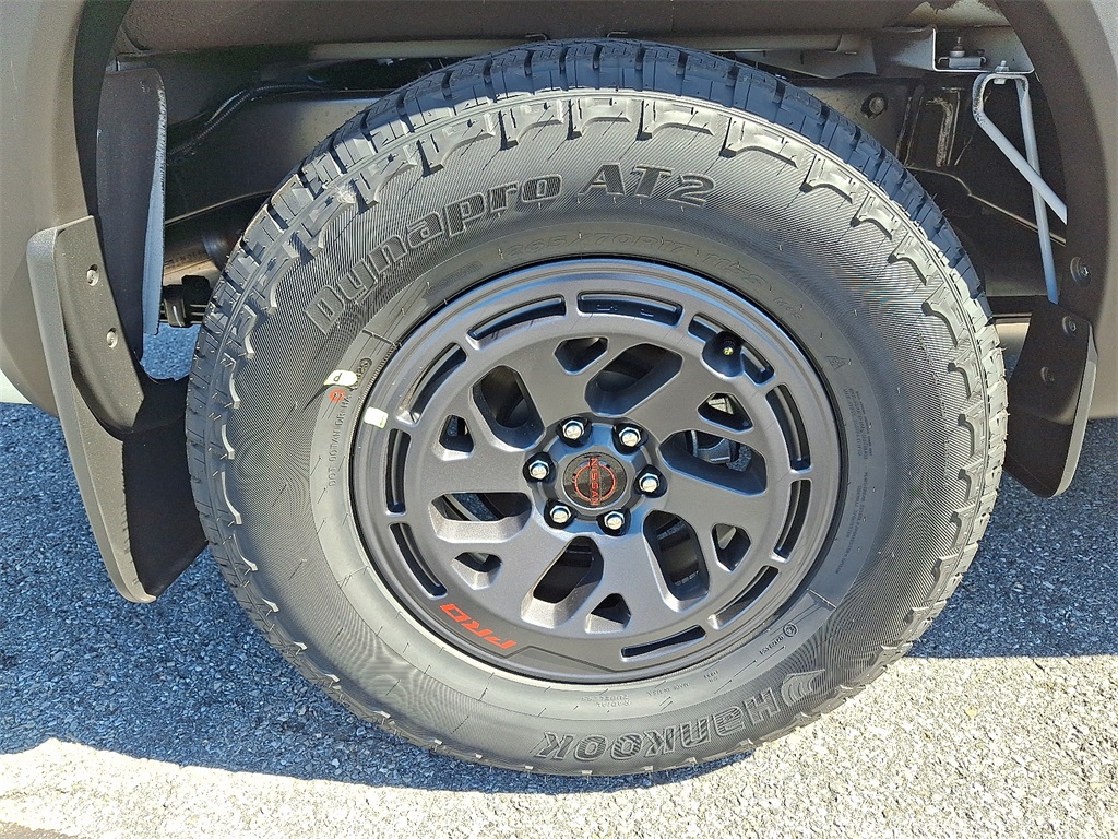 2026 Nissan Frontier PRO-4X - Photo 5