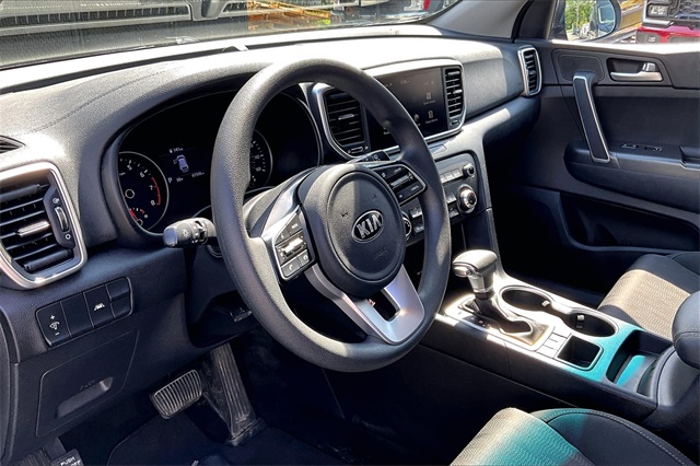2022 Kia Sportage LX - Photo 14