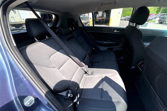 2022 Kia Sportage LX - Photo 22