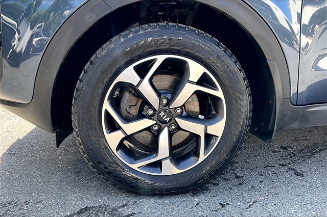 2022 Kia Sportage LX - Photo 9