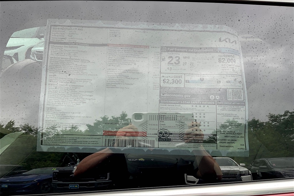 2025 Kia Sorento EX - Photo 17