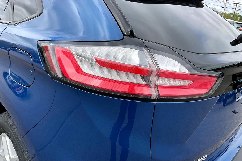 2021 Ford Edge SE - Photo 29