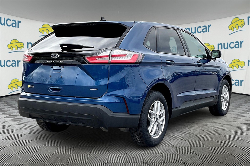 2021 Ford Edge SE - Photo 6