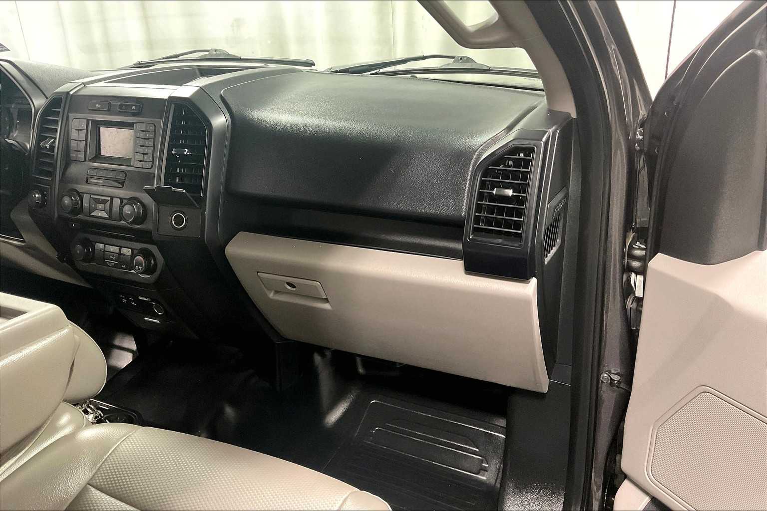 2015 Ford F-150 XL - Photo 13