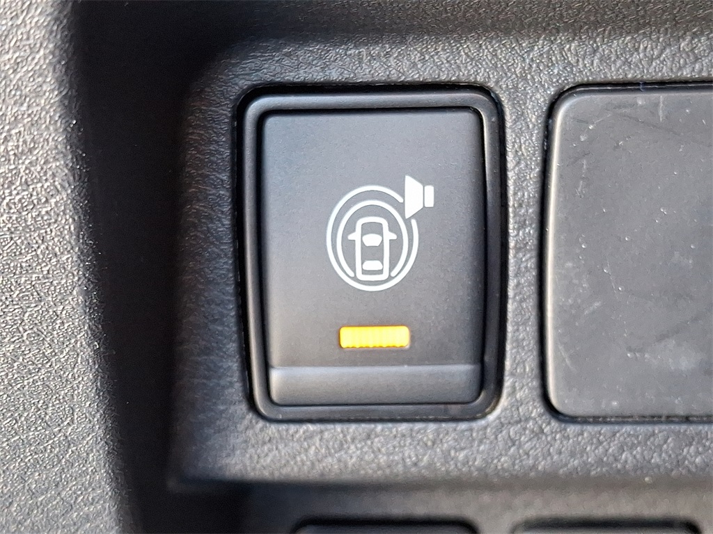 2026 Nissan Frontier SV - Photo 18