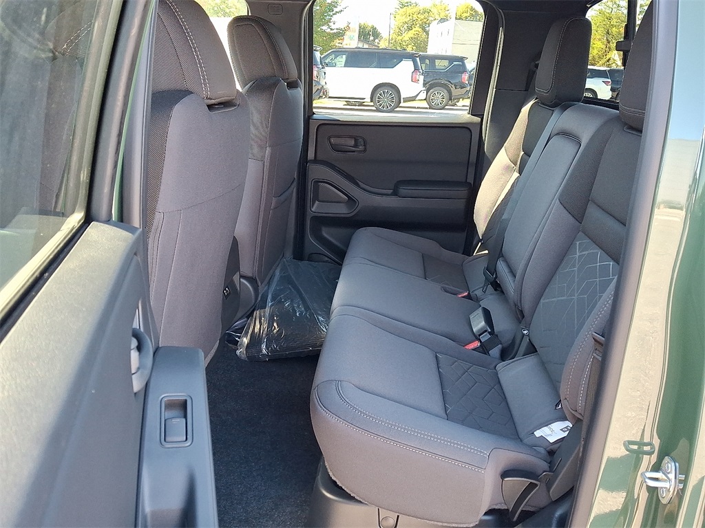 2026 Nissan Frontier SV - Photo 6