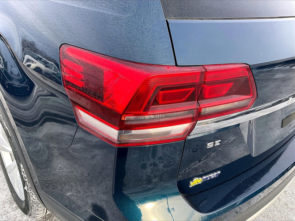 2018 Volkswagen Atlas 3.6L V6 SE - Photo 32