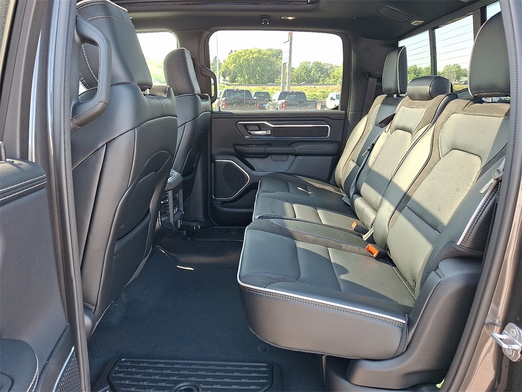 2025 Ram 1500 Laramie - Photo 6