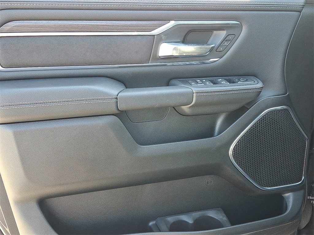 2025 Ram 1500 Laramie - Photo 8