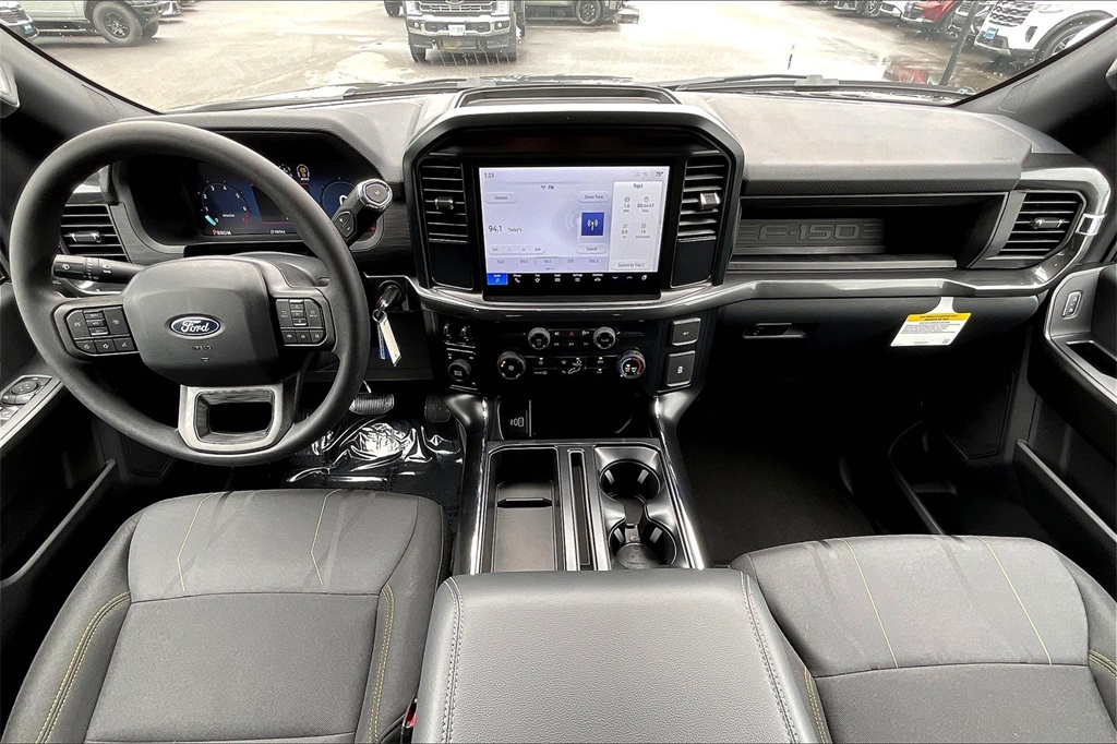 2025 Ford F-150 STX - Photo 12