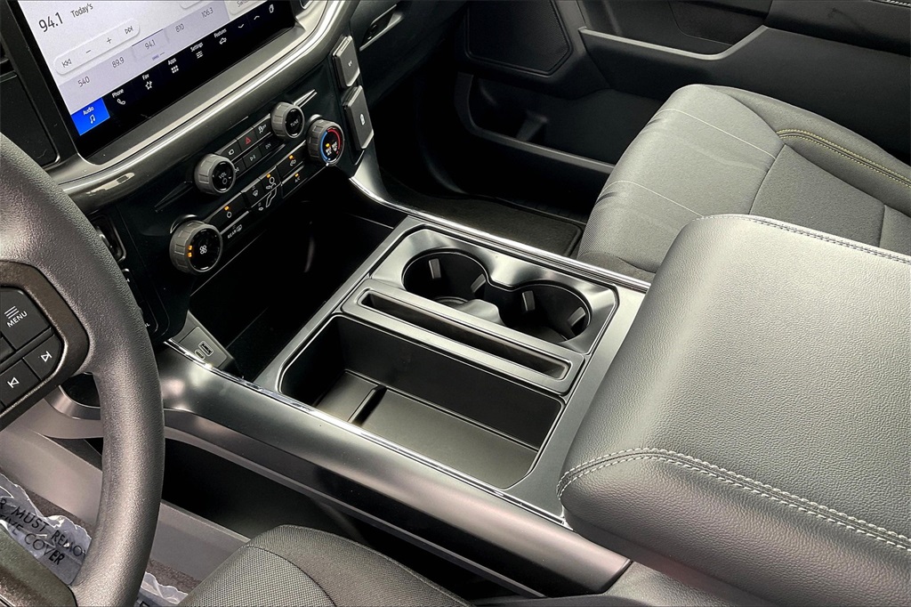 2025 Ford F-150 STX - Photo 14