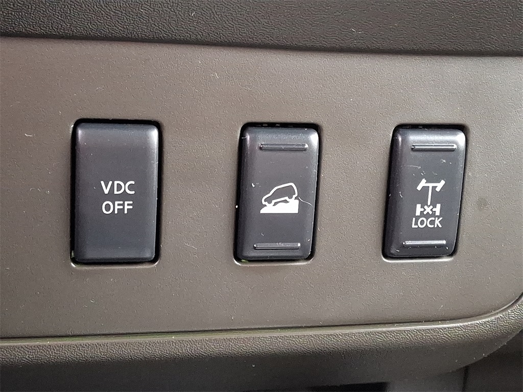 2010 Nissan Xterra Off-Road - Photo 24