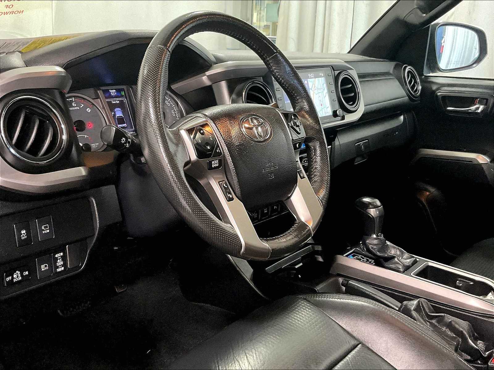 2021 Toyota Tacoma Limited - Photo 8