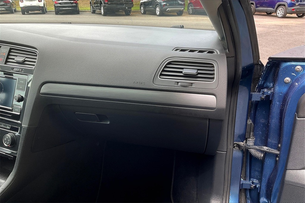 2021 Volkswagen Golf 1.4T TSI - Photo 13