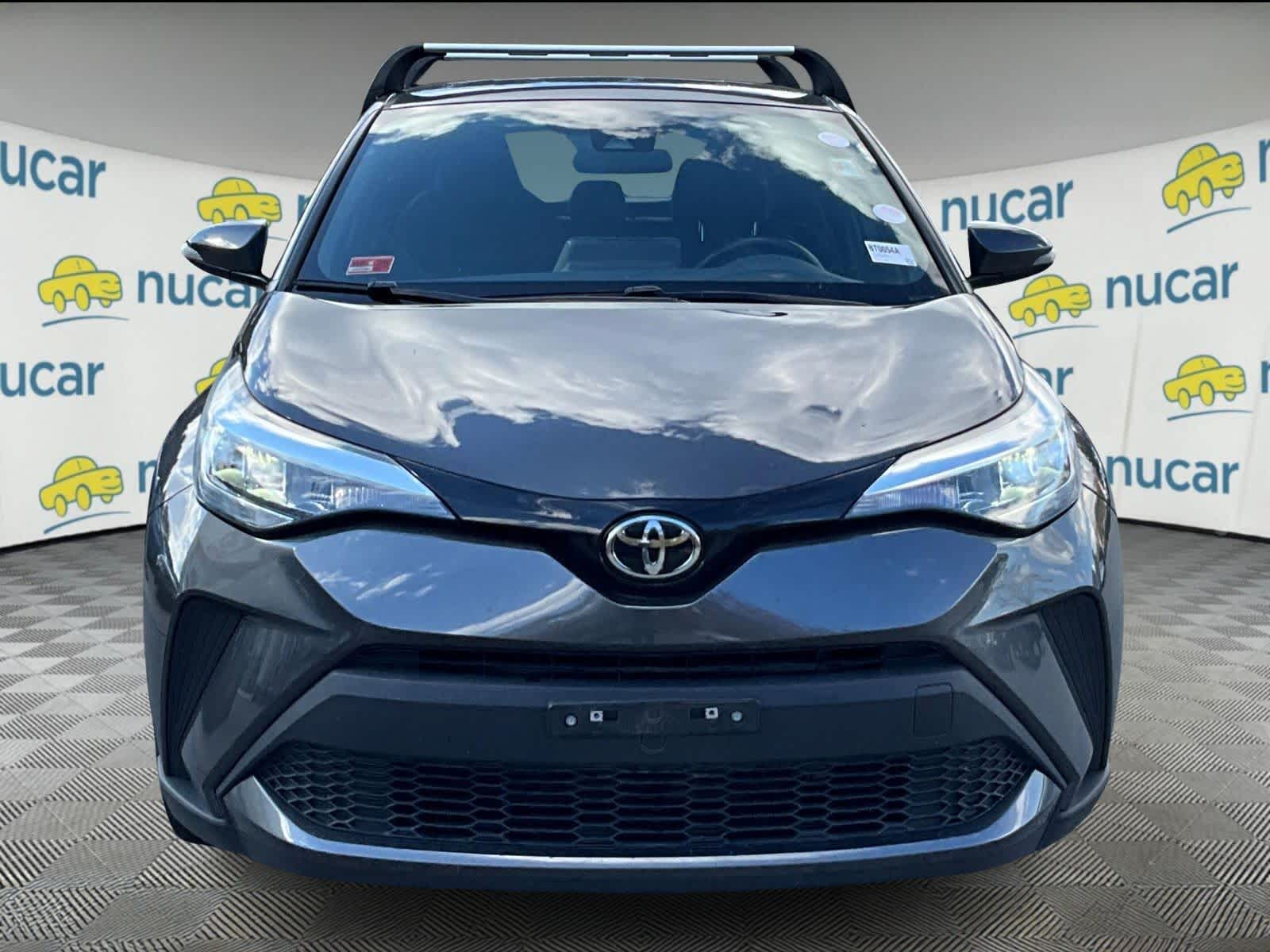 2022 Toyota C-HR XLE - Photo 2