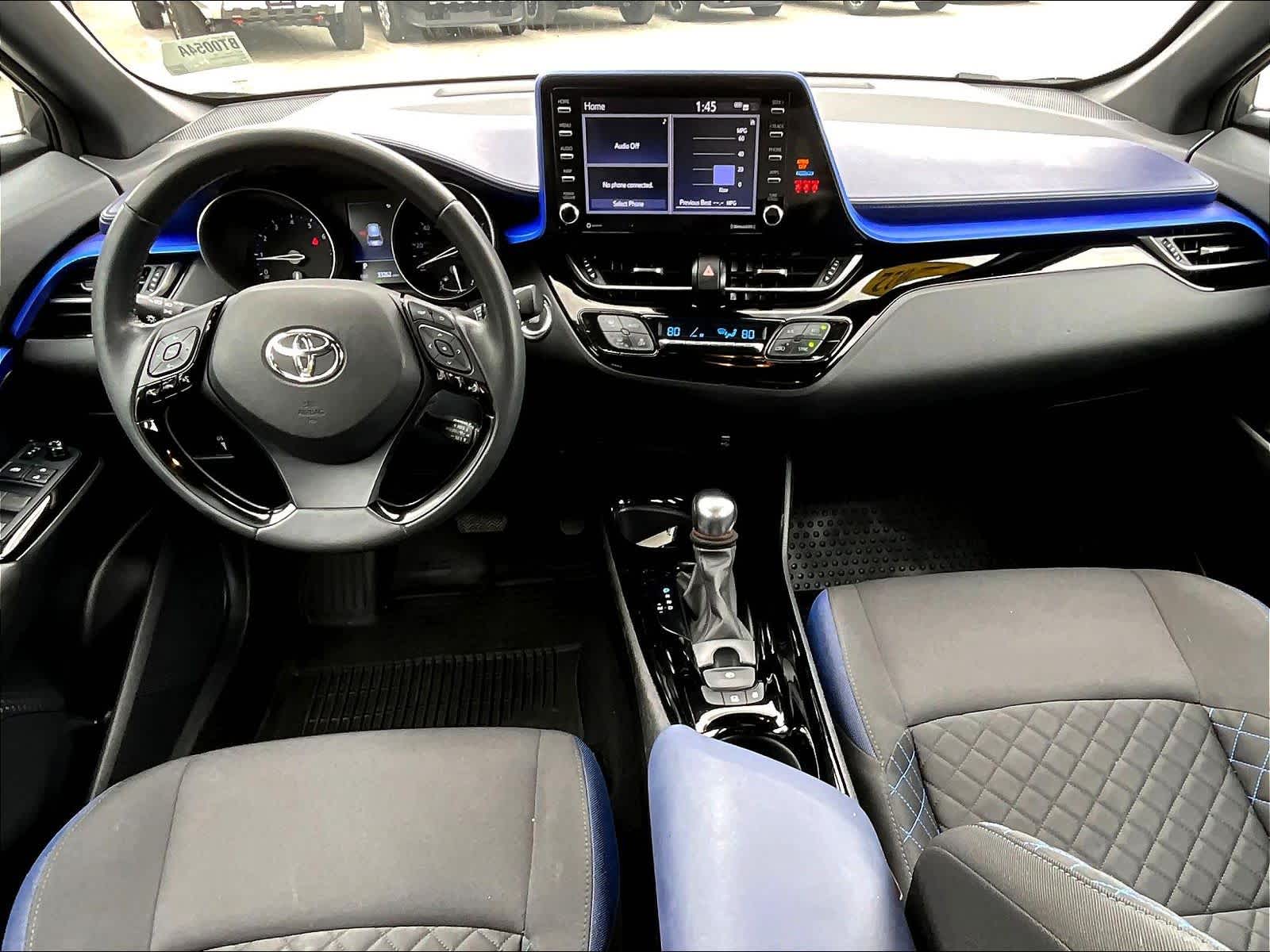 2022 Toyota C-HR XLE - Photo 21