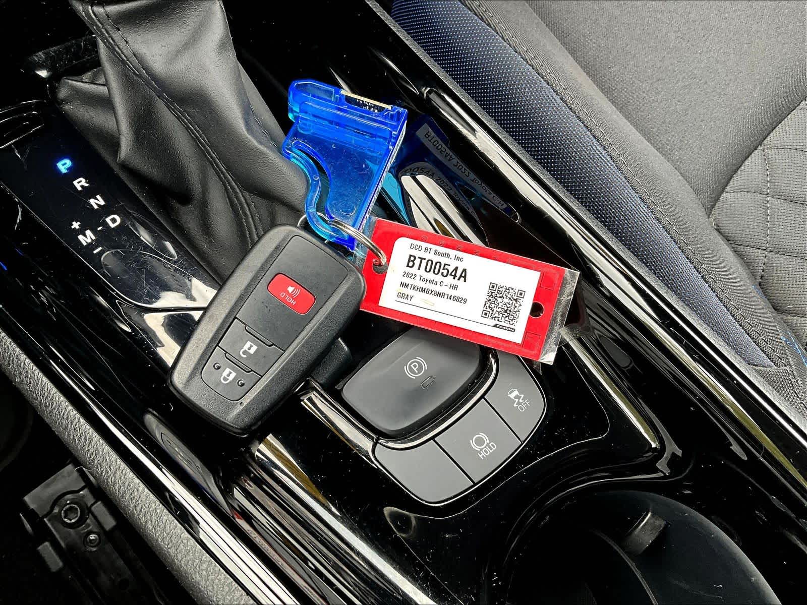 2022 Toyota C-HR XLE - Photo 29