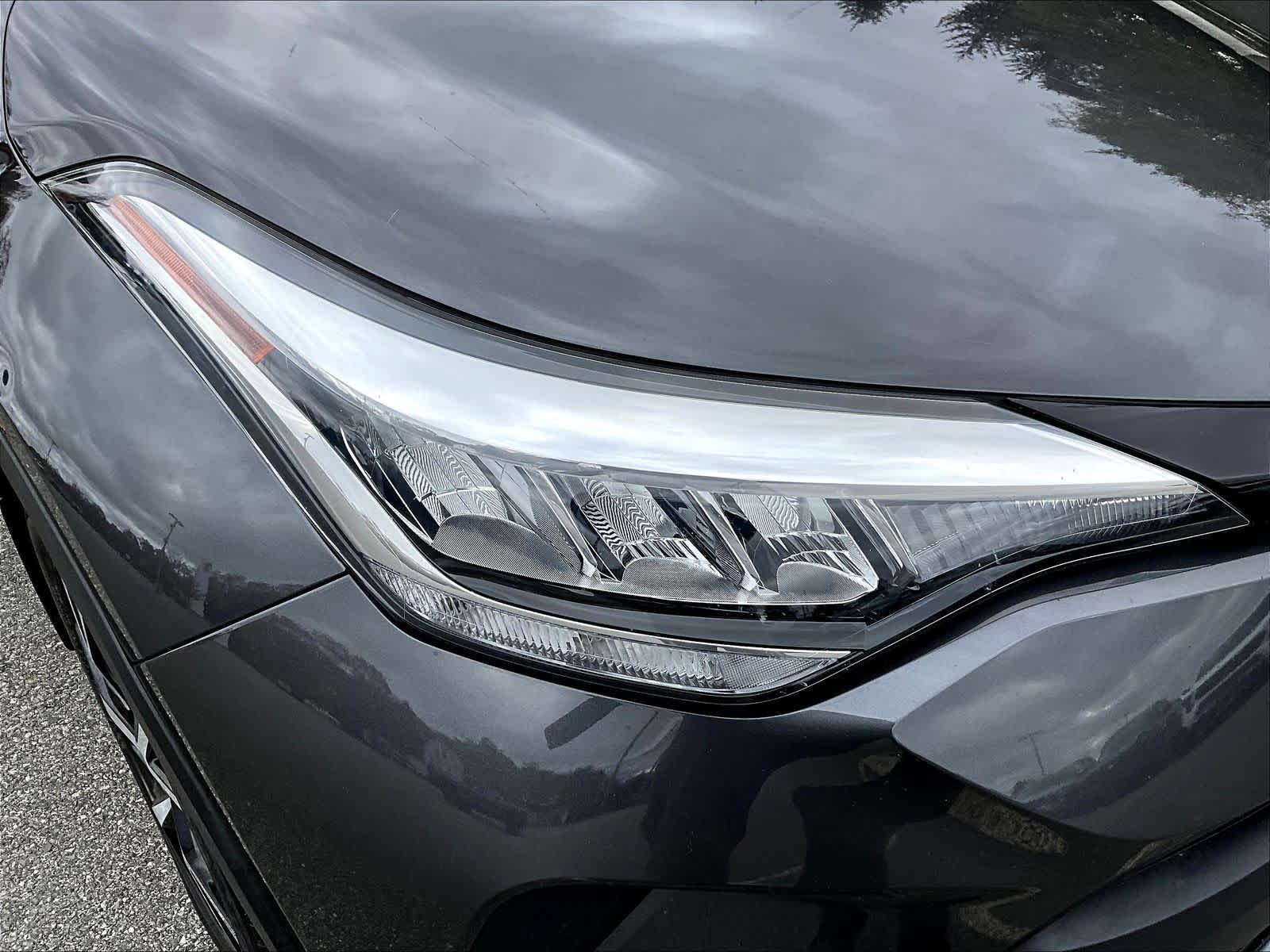 2022 Toyota C-HR XLE - Photo 31