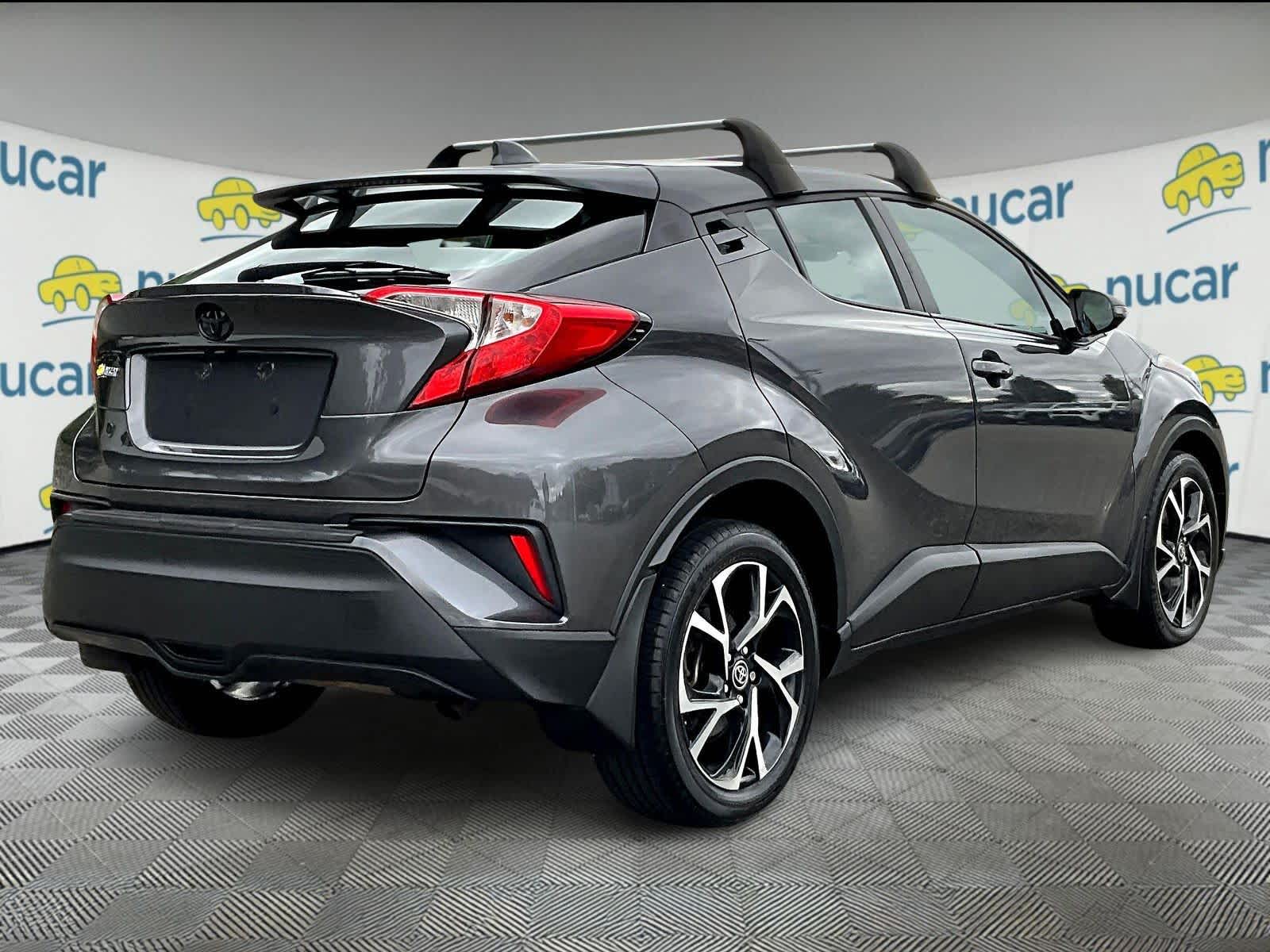 2022 Toyota C-HR XLE - Photo 6