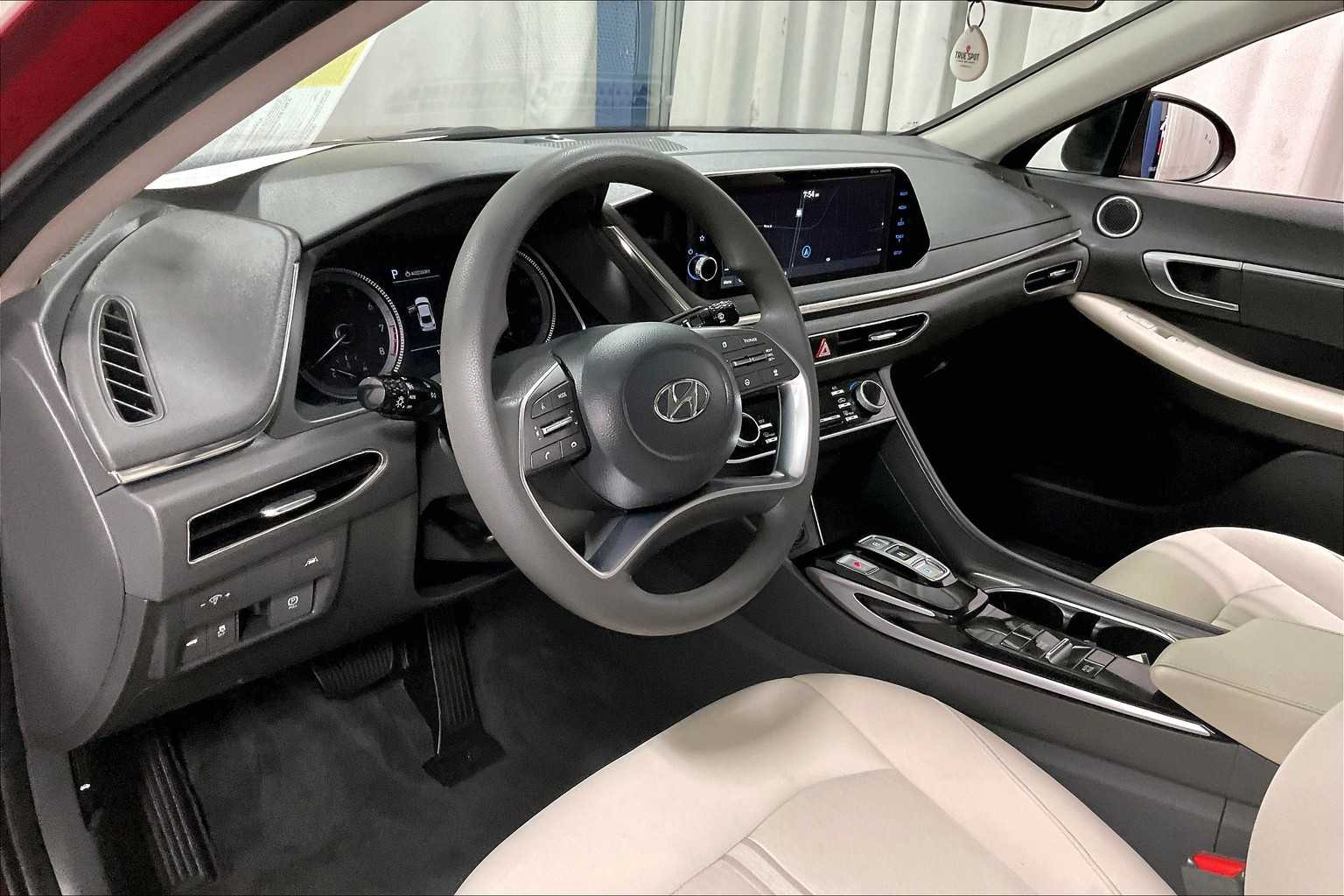 2023 Hyundai Sonata SEL - Photo 8