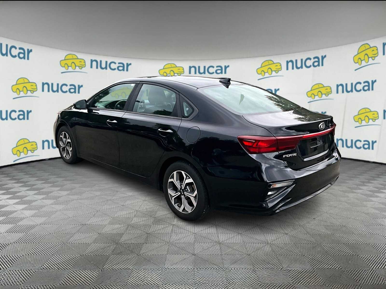 2019 Kia Forte LXS - Photo 3