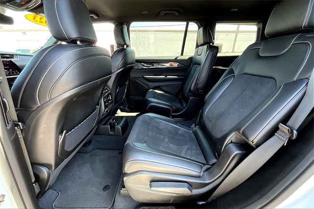 2023 Jeep Grand Cherokee L Altitude - Photo 14