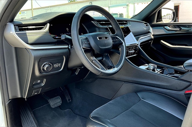 2023 Jeep Grand Cherokee L Altitude - Photo 8