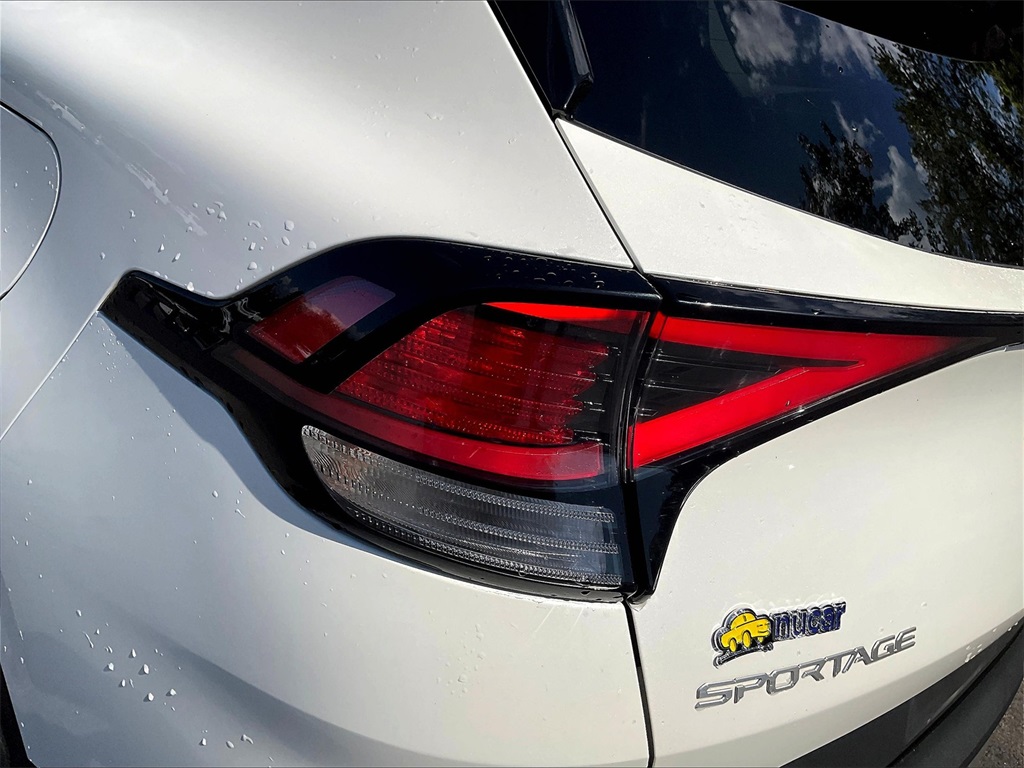 2023 Kia Sportage Hybrid EX - Photo 30