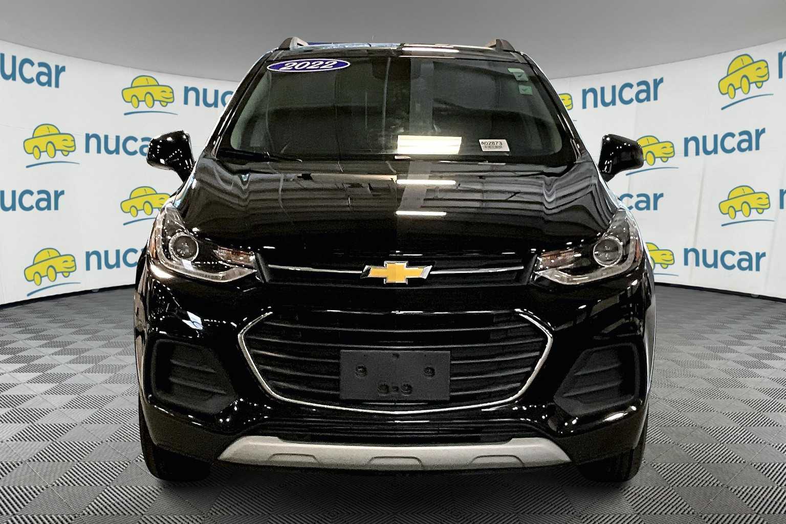 2022 Chevrolet Trax LT - Photo 2