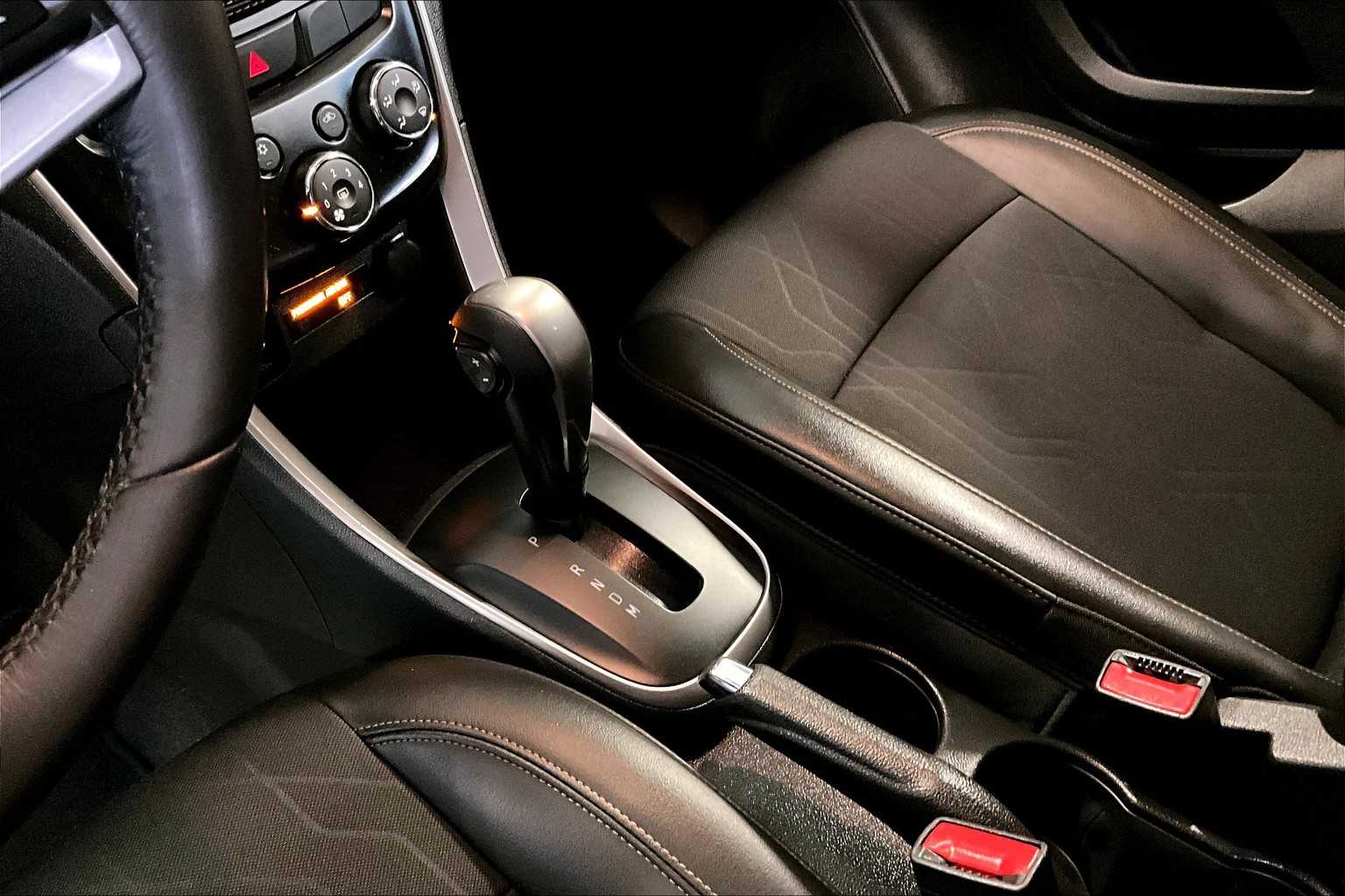 2022 Chevrolet Trax LT - Photo 21